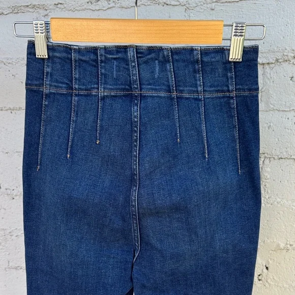 Free People We The Free Jayde Flare Jeans Tulsa Blue Dark Wash Size 27 - Picture 7 of 15